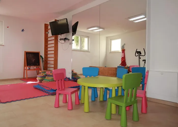 Family Blum فيلة Dobrinj